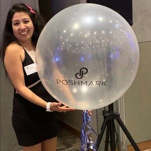 Meet your posher Kenia @robitomalo